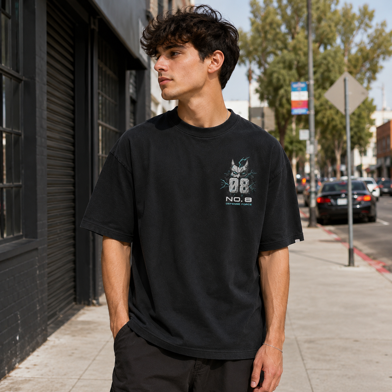 Black t-shirt with Kafka Hibino Kaiju No. 8 Kafka Hibino Split graphic – photo 4