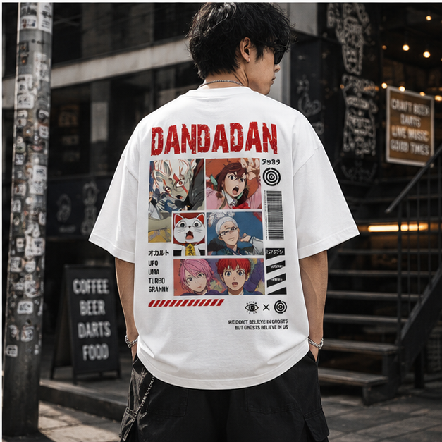Black t-shirt with Momo Ayase & Ken Takakura Dandadan Momo And Okarun graphic – photo 3