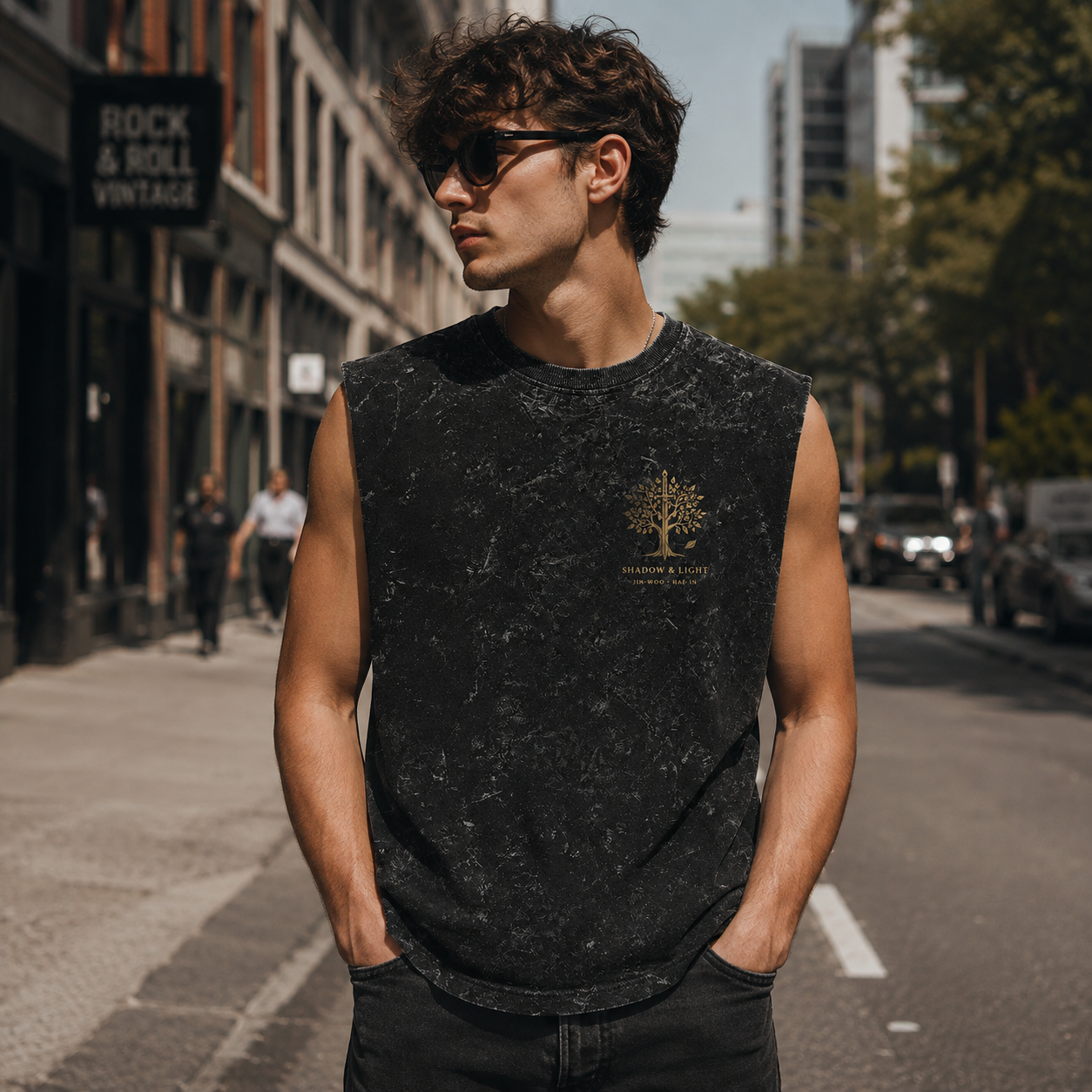 Washed black tank top with Sung Jin-Woo & Cha Hae-In Solo Leveling Shadow And Light graphic – photo 4