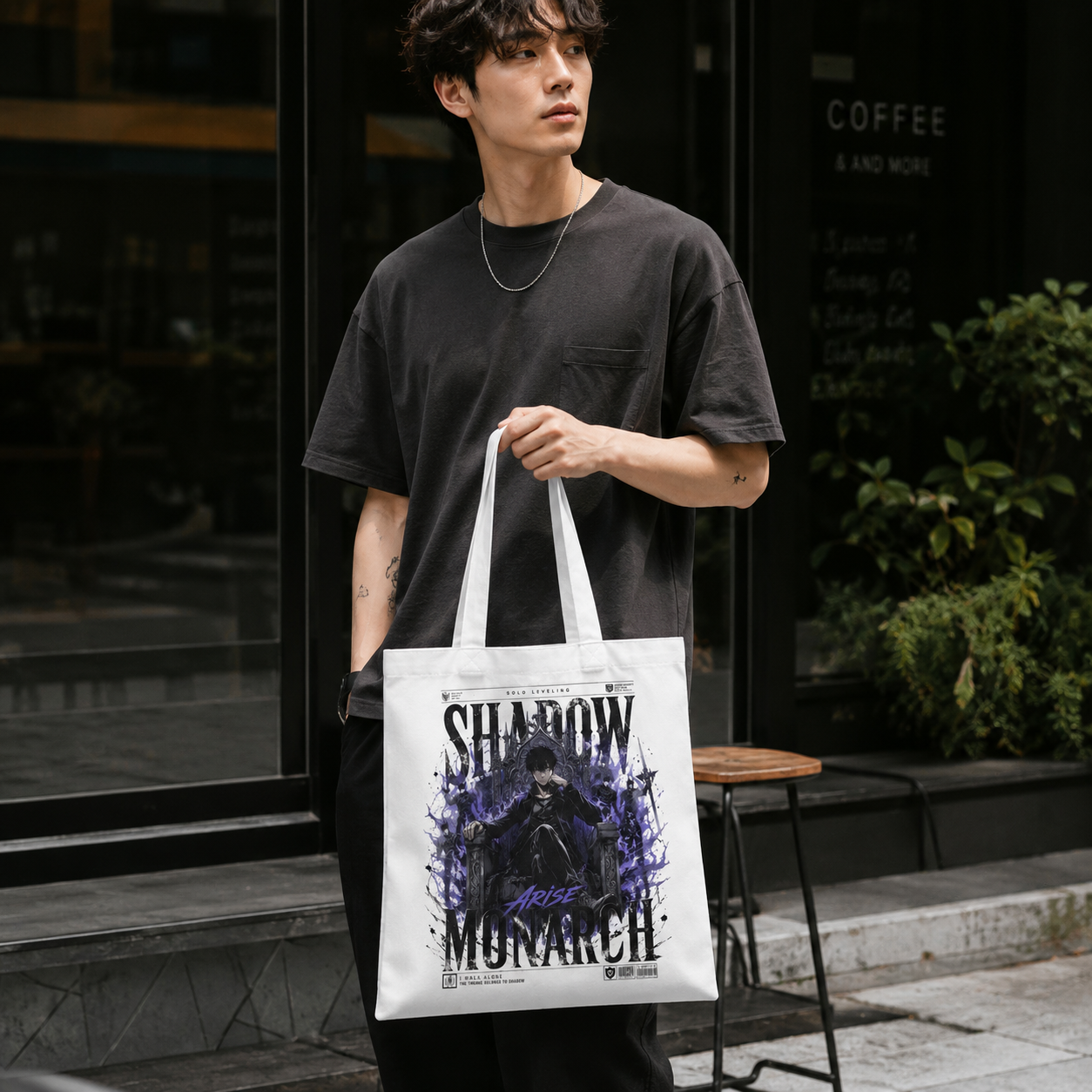 White tote bag with Sung Jin-Woo Solo Leveling Throne Of Shadows graphic – photo 4